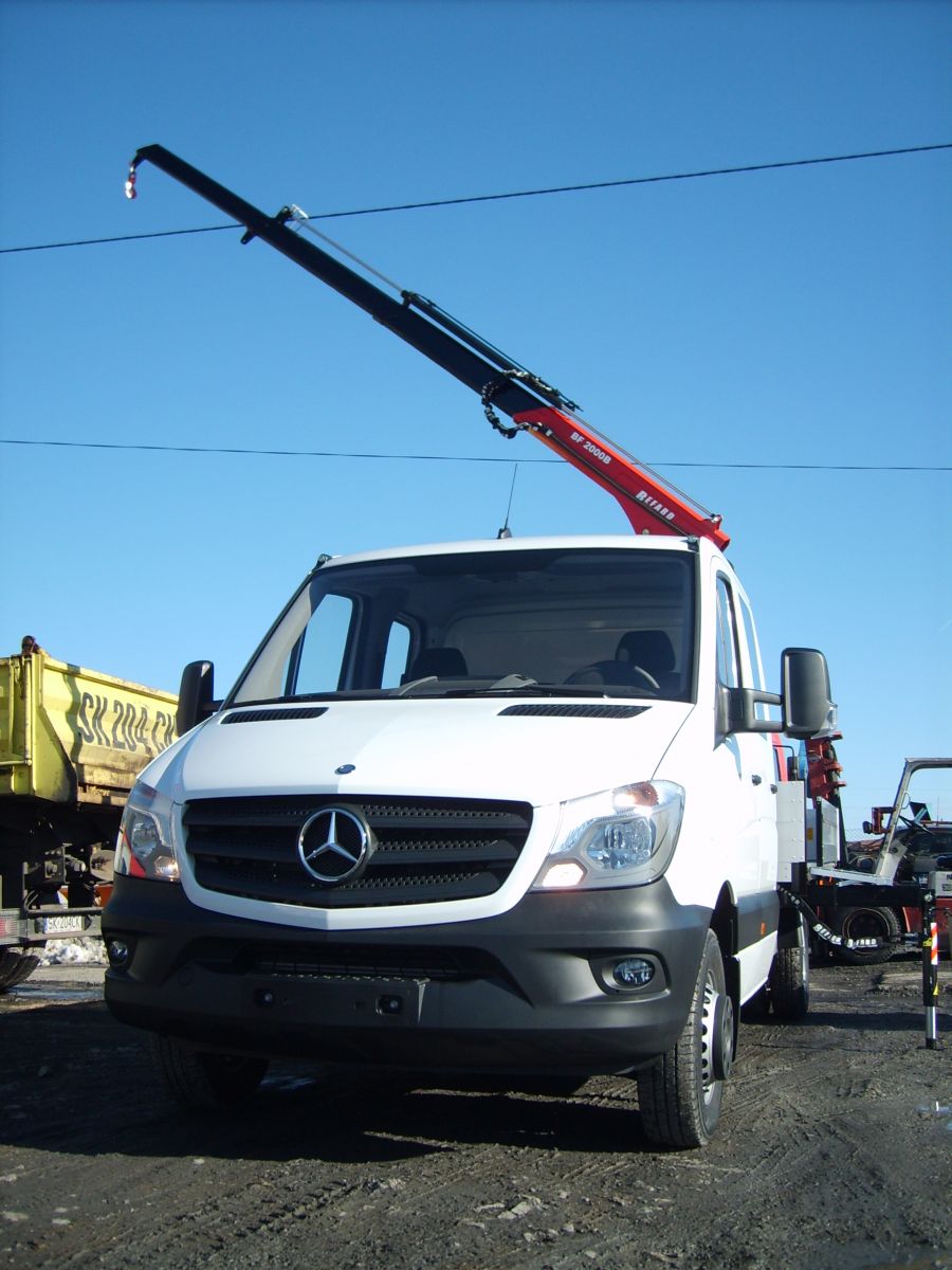 żuraw hds befard na mercedes benz sprinter